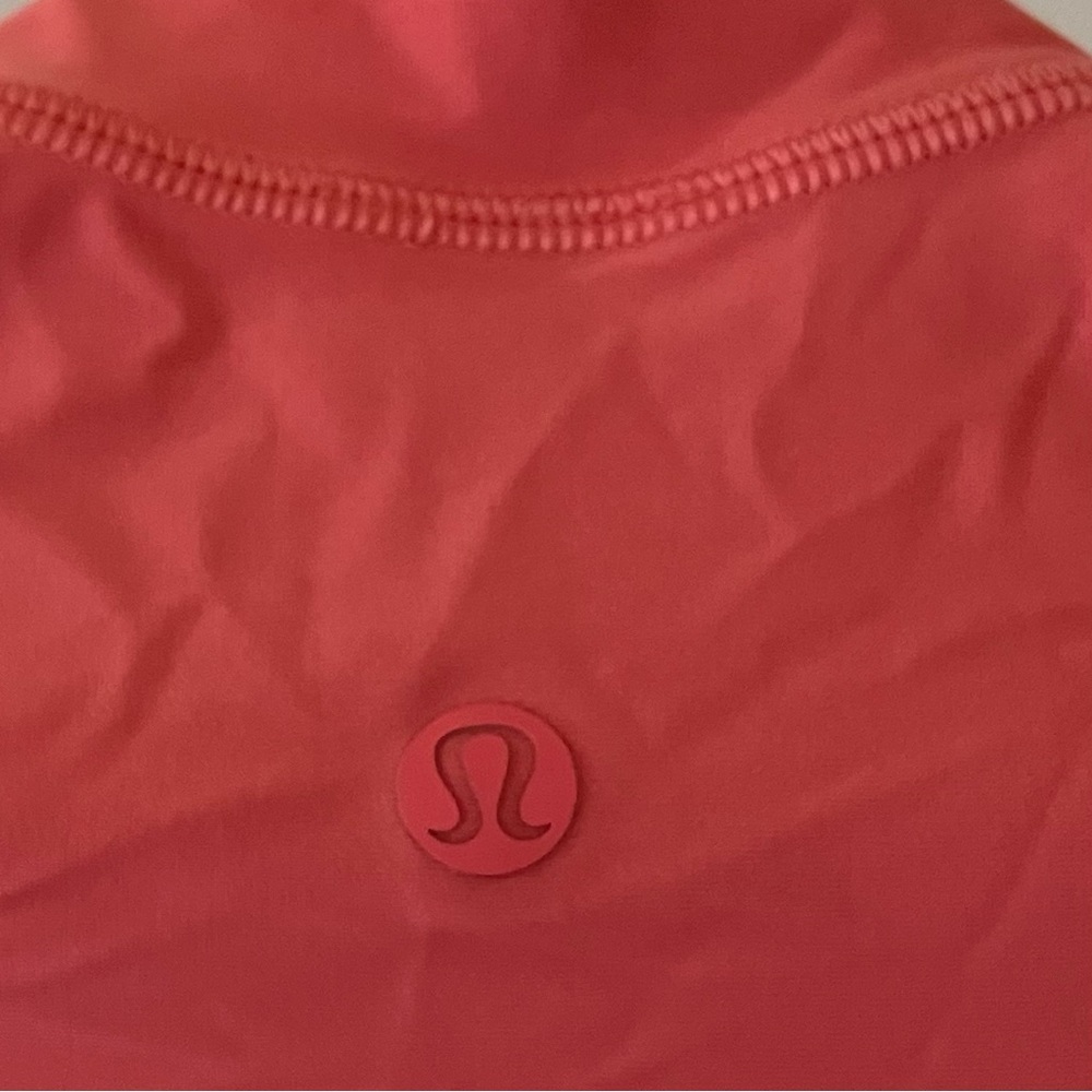 Lululemon Waterside UV Protection Long-Sleeve Rash Guard Raspberry Cream Size XS - Picture 7 of 8
